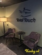 Total Touch - Druk bezochte zaak altijd genoeg dames aanwezig